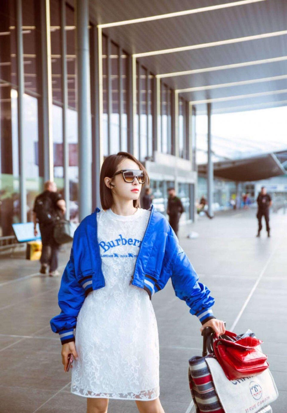 BF风外搭定格时尚，拿下女神称谓就是这么简单，学宋茜穿一准美