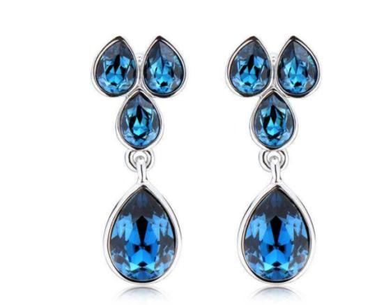 心理测试：你最喜欢哪一款耳环，测试你长着一张什么脸