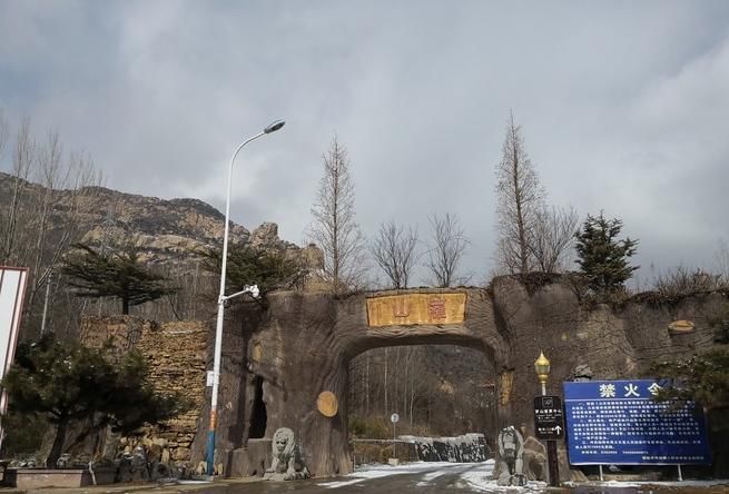 国内最“阔绰”景区，每月往河里倒20万黄金，谁捡到就归谁