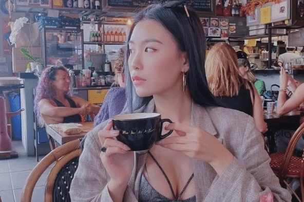 高以翔女友几岁