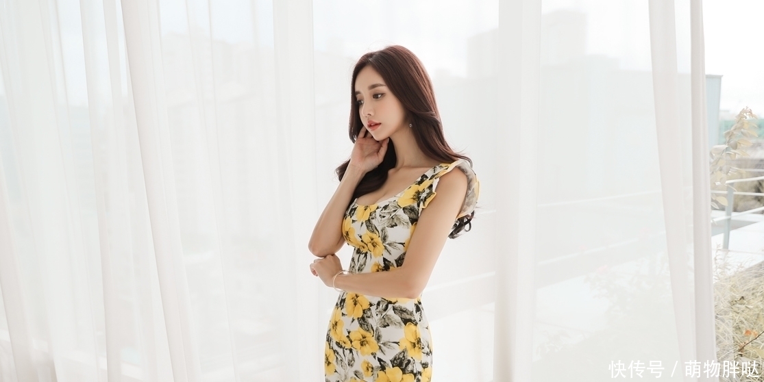  pageType_zmt▼孙允珠▲170902图片_TN更新(花梨柠黄细腻绘彩蜂蜜连衣裙)