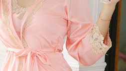 女人洗完澡千万别穿内内，来套冰丝睡衣，清凉舒适又迷人