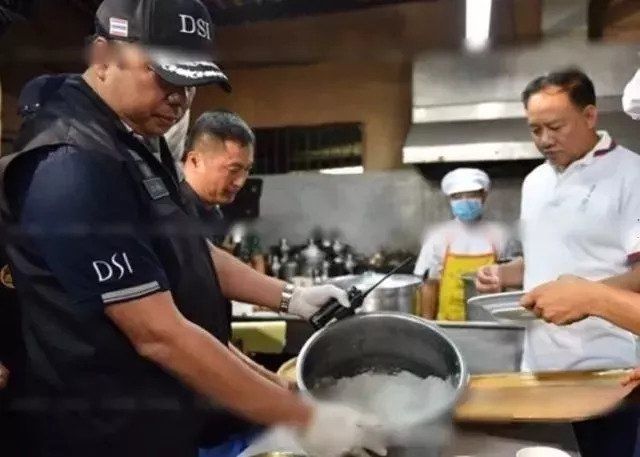 坑完中国游客，外国人这样说:反正他们人傻钱多，太好骗!