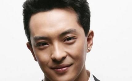 影帝@17岁上央视春晚，最红时嫁个“外卖员”，今老公被她塑造成金马影帝！