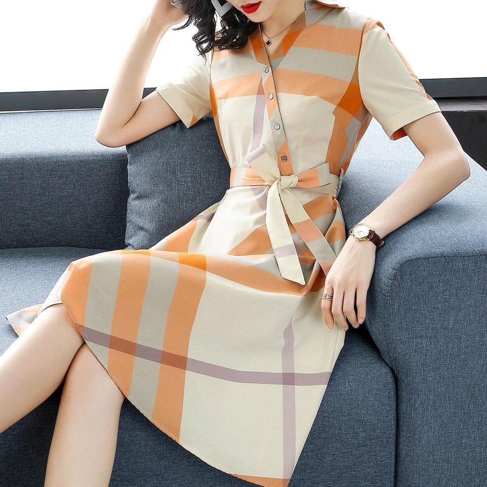 70后穿一步裙+尖头鞋，超级美嫩，太有女人味，可以把旗袍扔了