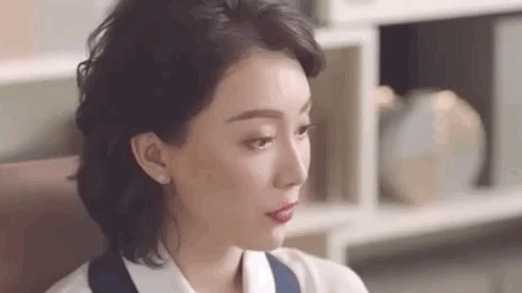 女强人■这个女人也太会涂口红了，陈数新剧看得我好上头