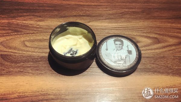 纸上得来终觉浅，人丑就该自己剪 篇四:头发长度太尴尬?定型产品