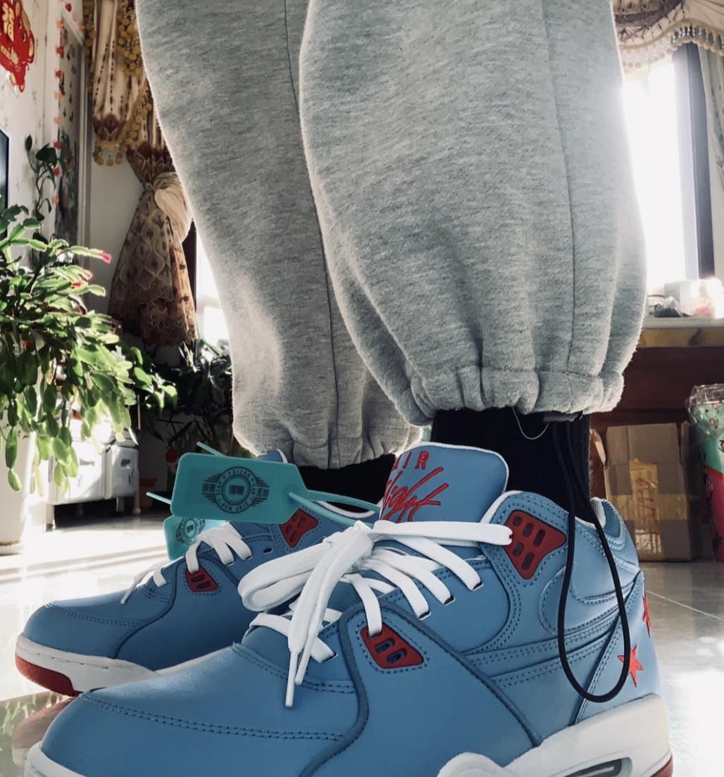 #Flight#满大街都是椰子AJ的时代 Nike Flight 89靠着“冷门小众”翻了身