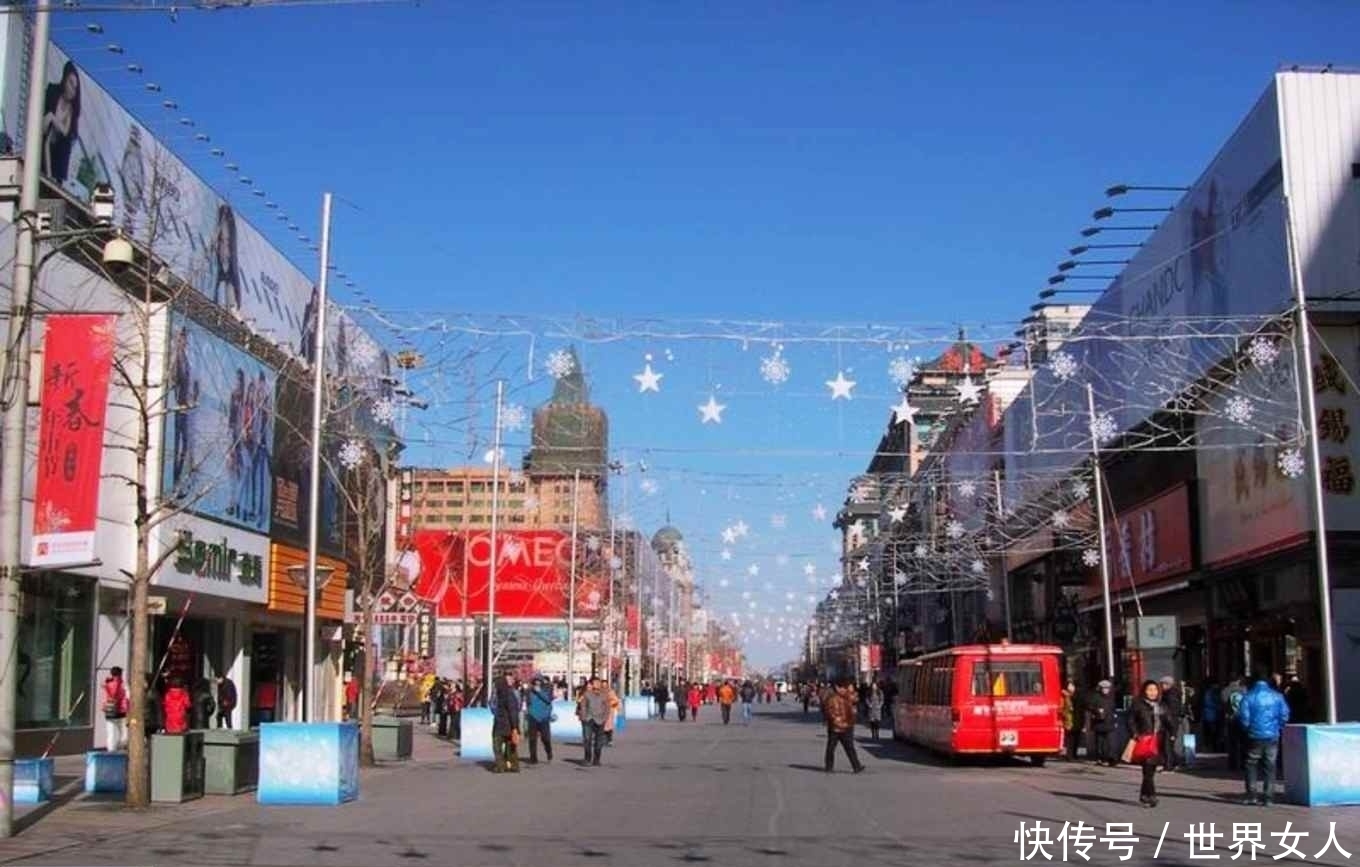  #皇帝#历史上的真实和珅，却是一个长相俊美，文武全才的人