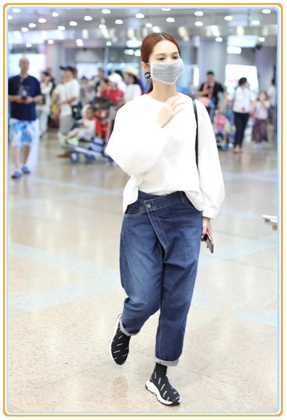 看了刘诗诗的阔腿裤，再看杨丞琳，网友：一个九头身，一个五五分