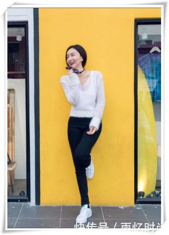 小陶虹真是够了! 腿本来就短还穿这种牛仔裤, 网友: 丑出新高度!