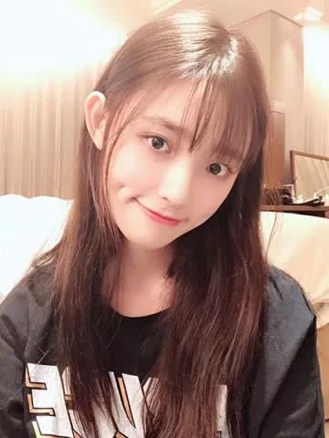 林允和奶茶妹妹的伪素颜妆为什么这么受欢迎？