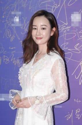 妈耶！我差点又认不出张檬了，脸上油光水滑的是刚打完玻尿酸吗？