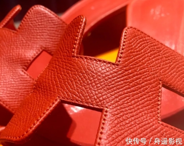  [拖鞋]我向你保证，这是一双你穿不起的拖鞋