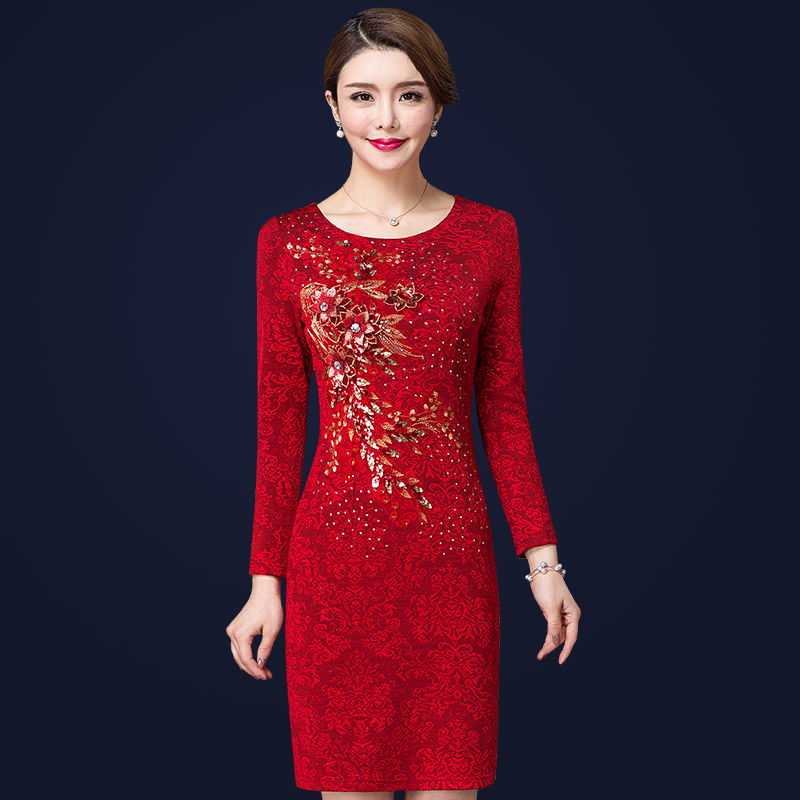 国庆结婚!给妈妈选款高端礼服，让她在婚宴上绽放高贵优雅风采