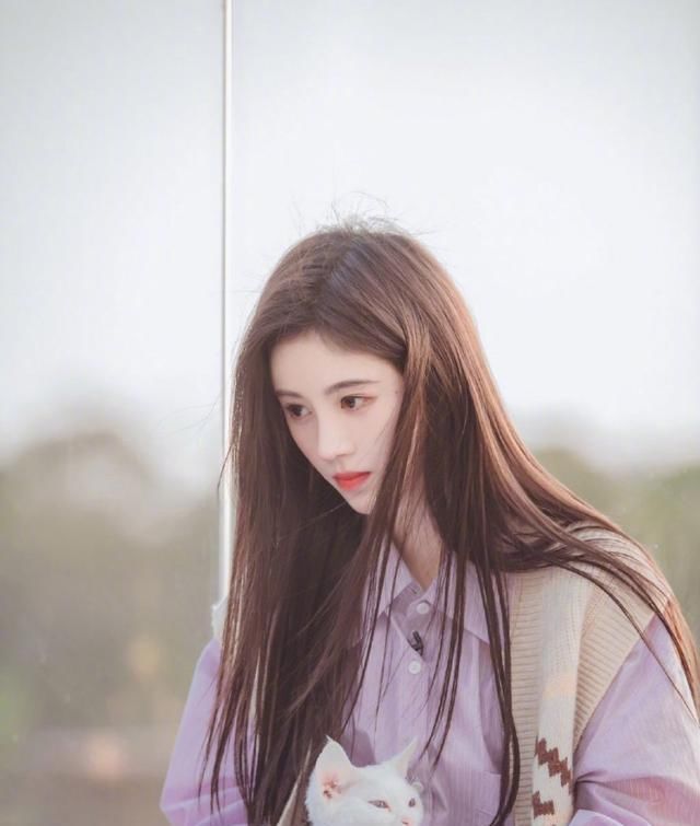 美女@有一种港风美女叫鞠婧祎!跟着她学穿搭,你也可以这么美!