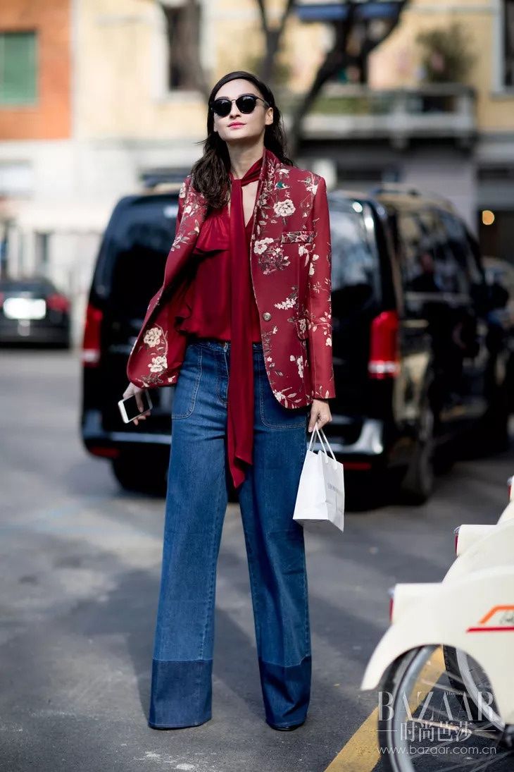 今年的秋冬流行色很吉利，还没到过年就要红火起来!