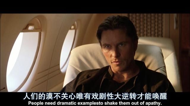 『蝙蝠侠』打败蝙蝠侠的小丑输了?不尬吹,独家新解《黑暗骑士》史诗三部曲