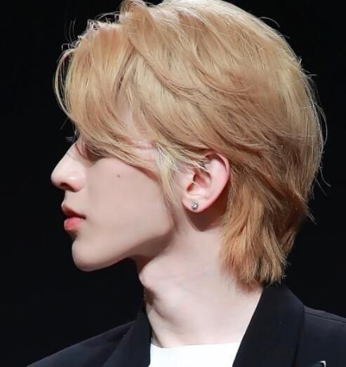  「上榜」拥有金发神颜的爱豆｜蔡徐坤、王一博同上榜，你最pick哪一个