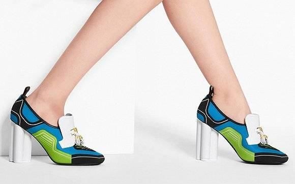  #能力#LV乐福鞋呈现上世纪初时尚，GUCCI雾面唇膏挑战搭配能力