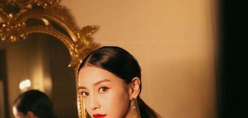  『女人』发际线高的女人别扎高马尾，换个发型更有气质，时尚减龄还不俗