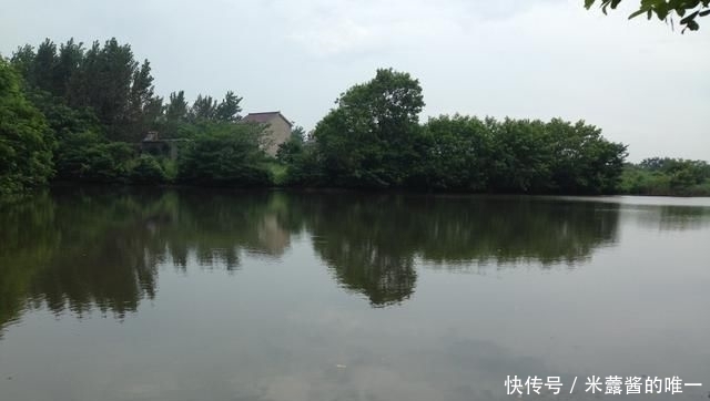 「水域」钓鱼人：有了钓鱼证，就可以钓遍所有水域！某些人：你想的美！
