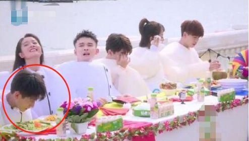 关晓彤演技在线？刘涛蒋欣“塑料姐妹情”？张一山紧急就医？吴亦