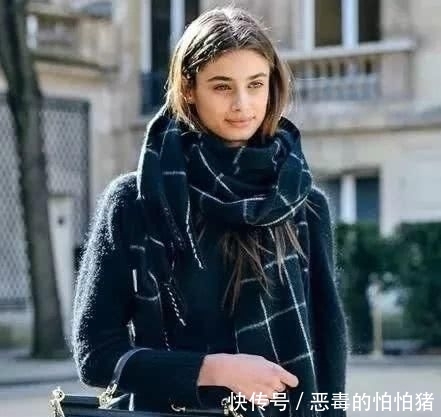 温暖:围巾搭配小心机,这个秋冬时髦和温暖全都有了!