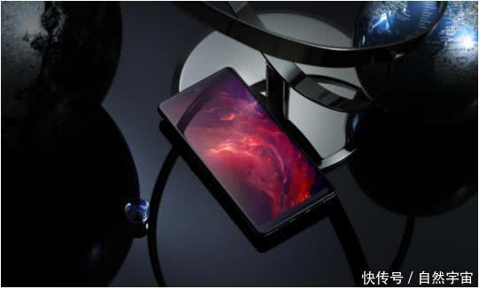 罗永浩做客京东直播,解读关于锤子科技三匹黑