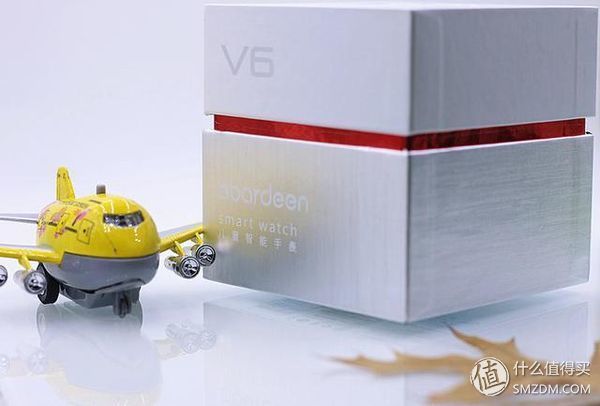 阿巴町 V600A儿童智能手表:IPX7防水+支付宝零钱管理