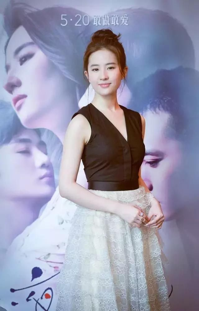 王力宏多管闲事,把刘亦菲都整尴尬了,人家能开心吗?