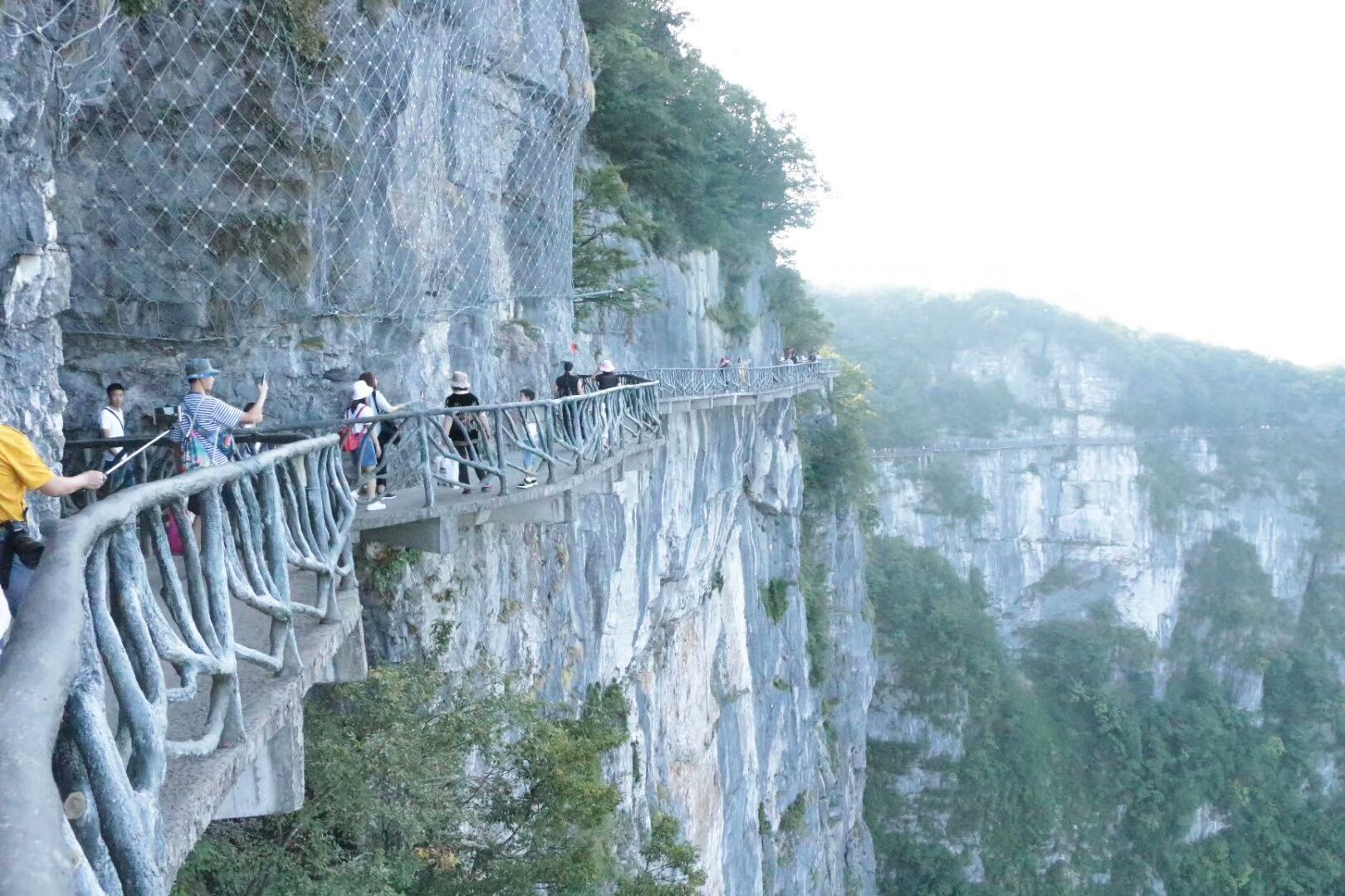 以前只知道张家界是个5A级景区，去了才知道它是处仙境