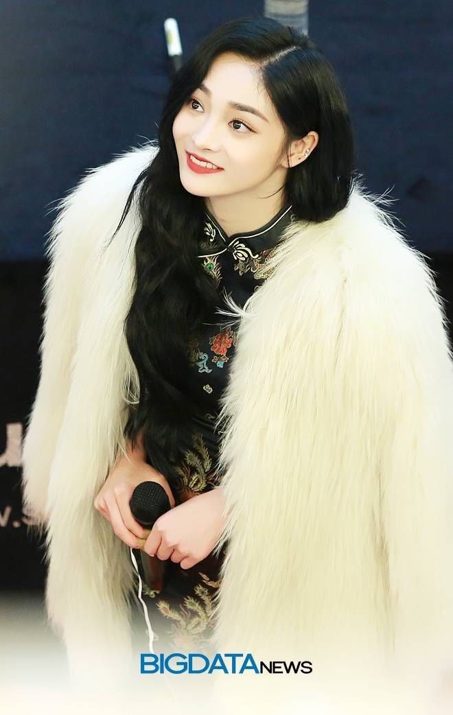 周洁琼:穿旗袍展现不一样的韵味