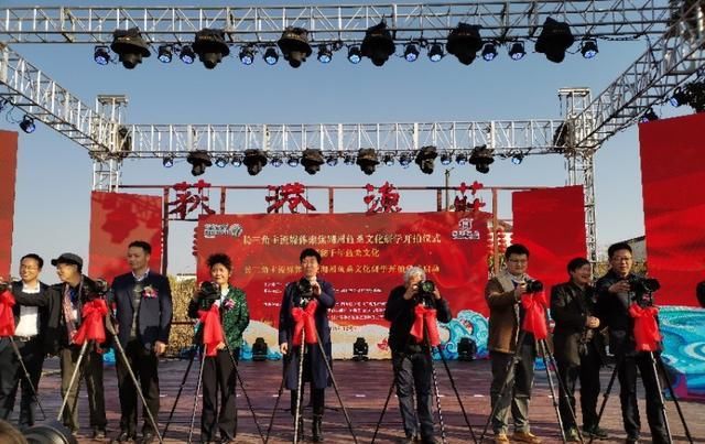 千名大厨耗时6小时、做出百鱼宴、让游人大饱口福