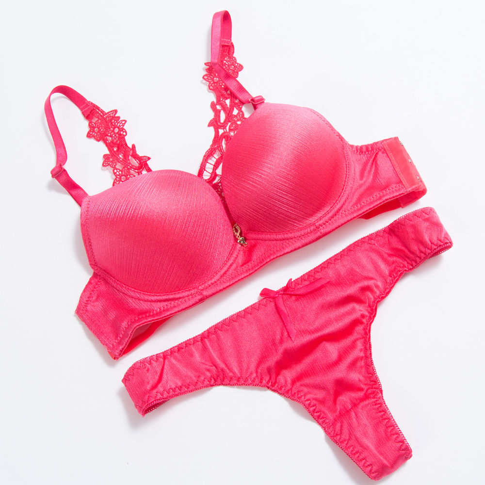 天天穿过久的文胸一点都不鲜，可以尝试一下这家，连设计都那么美