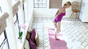 黑丝组团出没，请前方准备打怪