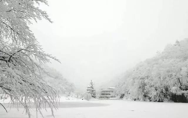 汉中汉江源雪景惹人醉，冬季赏雪不思归