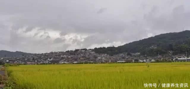 小夫妻42天自驾14000公里, 穿越13个省, 环游半个中国