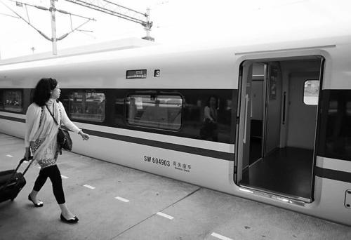 中国高铁被乘客“吐槽”，只因这条线，网友：认真的吗？