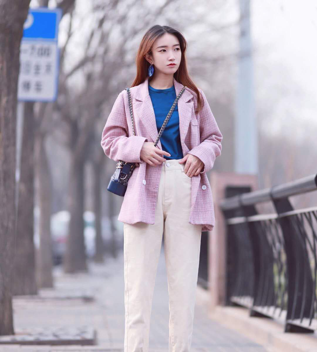  『叫肤』路人街拍:小姐姐告诉你什么叫肤白貌美大长腿!