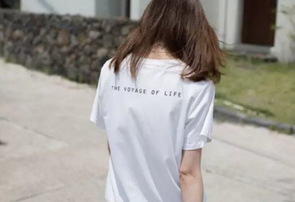 清新自然风，这两家小众港风服装店了解下!