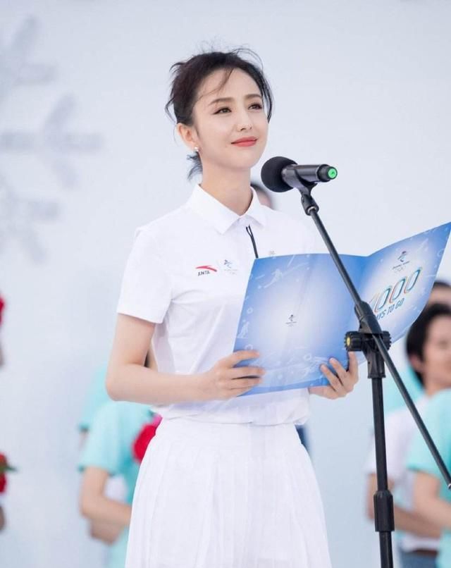  「梨涡」丫丫醇酒美人，梨涡醉人心！