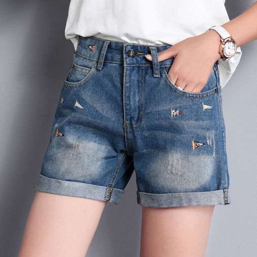 女神都穿健身“热裤”,时尚清凉勾勒迷人小腰,轻松打造完美身材