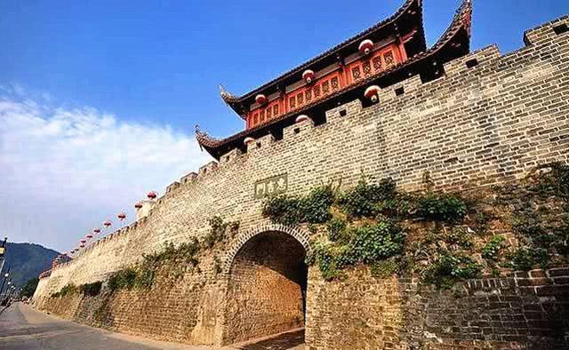 中国良心景点,20年来门票仅收1块钱,商家都非常淳朴