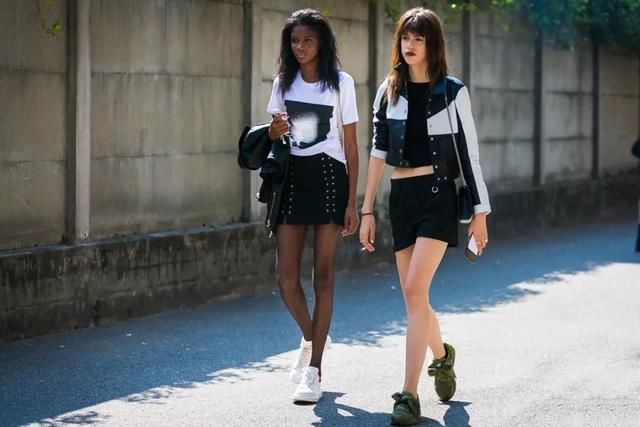 满大街都是牛仔短裤，最显腿长的那条终于被我找到了！