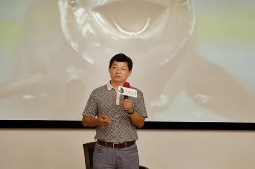  「中华鲟」长江“病”得不轻！“四大家鱼”鱼苗从300亿尾缩减到