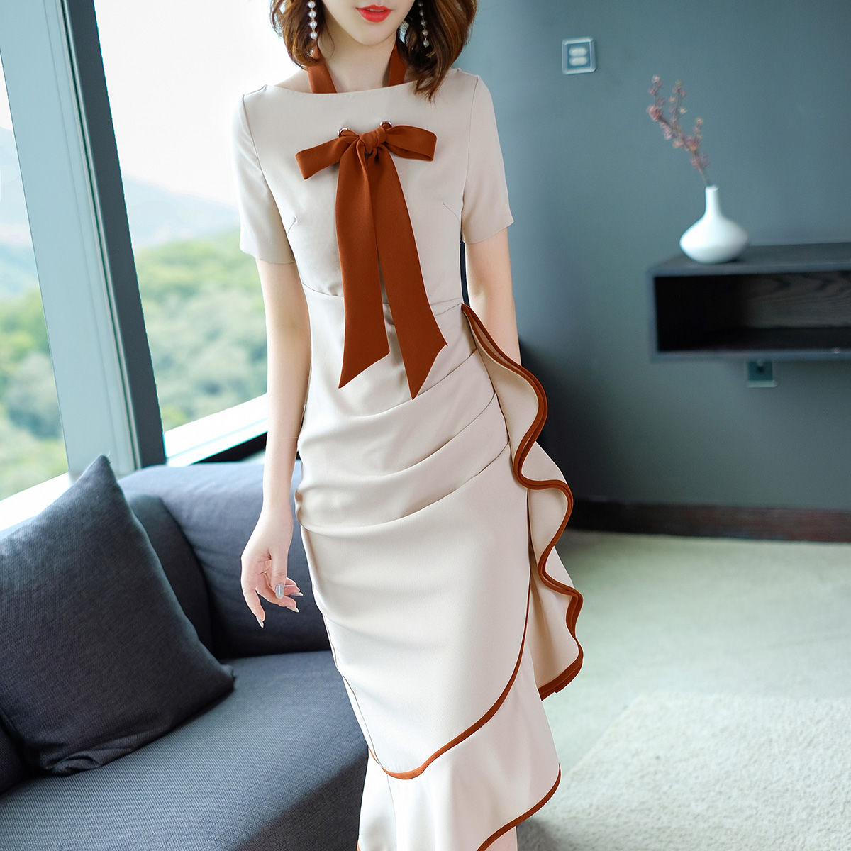 7月新出一种“少妇裙”，老婆一口气买6件，显嫩显瘦女人味十足