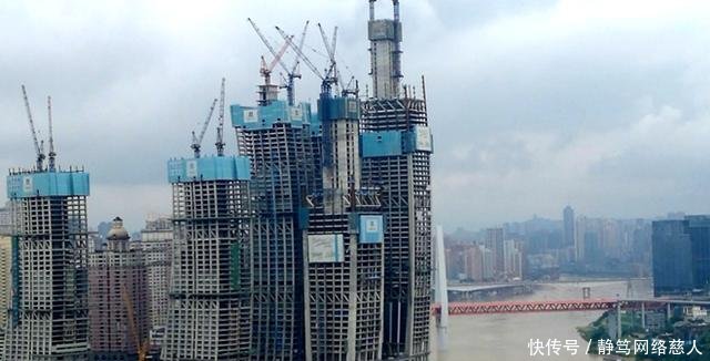 向上长! 重庆已建成(封顶)的七大摩天楼, 看看重庆未来的摩天楼