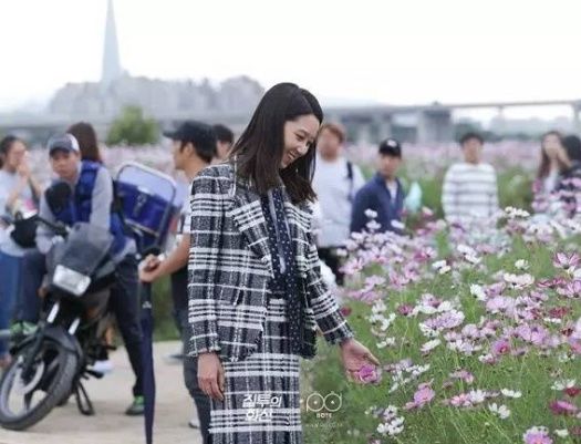 为什么全智贤孔孝真穿什么就火什么，原来秘密在这里......