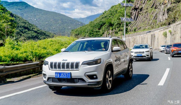 Jeep重走史迪威公路，大切诺基与我同在